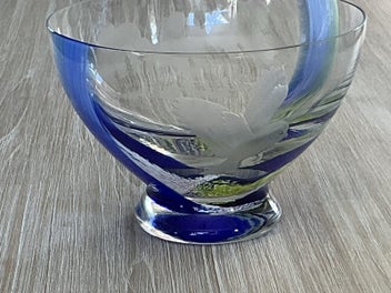 Listing 4 of 8 for Caithness large owl etched swirl glass bowl