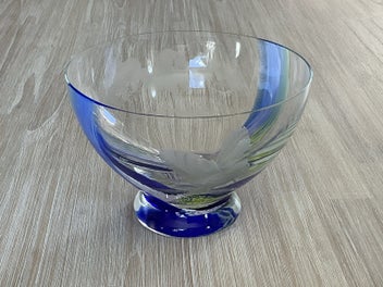Listing 2 of 8 for Caithness large owl etched swirl glass bowl