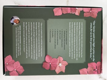 Listing 2 of 9 for Bible - NLT Thrive