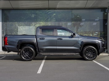 Mitsubishi Triton 2024 photo 4