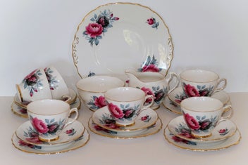 Listing 1 of 5 for ***BEAUTIFUL PINK FLORAL TEA SET***