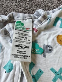 Listing 2 of 6 for 3 swaddles for less price - Love to dream brand - Newborn and small size