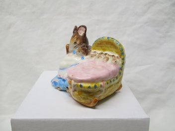 Listing 3 of 8 for BZ2 7164 - Hunca Munca - Beswick Beatrix Potter Figurine