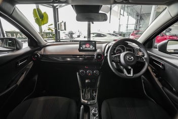 Mazda 2 2026 photo 4