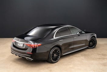 Mercedes-Benz S 450 2024 photo 3