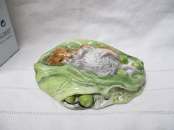 Listing 1 of 8 for POR31 2991 - Timmy Willie Sleeping - Beswick Beatrix Potter Figurine