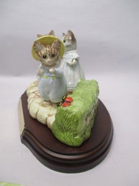 Listing 4 of 11 for MO 7196 - Mittens, Tom Kitten and Moppet - Beswick Beatrix Potter Figure