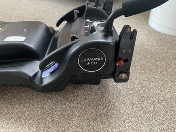 Listing 2 of 8 for Edwards and Co Capsule/ carseat Base -$1 reserve