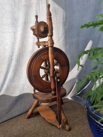 Listing 4 of 7 for PINETAGIOUS - Vintage Upright Spinning Wheel - Working Order