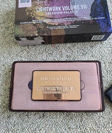 Listing 5 of 20 for RARE LIMITED EDITION DANESSA MYRICKS LIGHTWORK VOLUME 7 FREEDOM PALETTE RRP $259