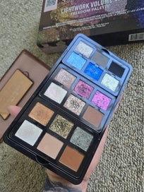 Listing 12 of 20 for RARE LIMITED EDITION DANESSA MYRICKS LIGHTWORK VOLUME 7 FREEDOM PALETTE RRP $259