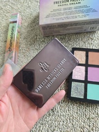 Listing 7 of 18 for LIMITED EDITION DANESSA MYRICKS FREEDOM PALETTE PASTEL DREAMS RRP $89