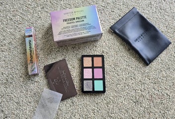 Listing 1 of 18 for LIMITED EDITION DANESSA MYRICKS FREEDOM PALETTE PASTEL DREAMS RRP $89