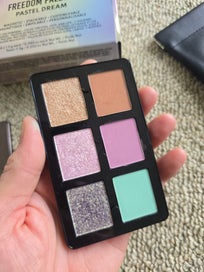 Listing 9 of 18 for LIMITED EDITION DANESSA MYRICKS FREEDOM PALETTE PASTEL DREAMS RRP $89