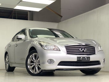 Nissan Fuga 2013 photo 3