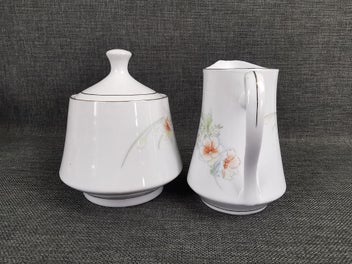 Listing 8 of 15 for Vintage Made in Liling China Tea Pot, Sugar Bowl & Milk Jug with Gold Trim