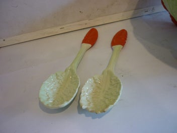 Listing 5 of 8 for LOBSTER CARLTONWARE SALAD BOWL & SERVERS.