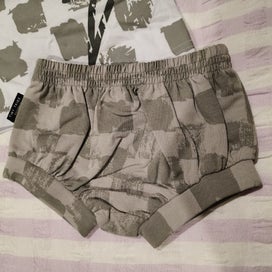 Listing 3 of 3 for Lightining Bolt Tiny Tribe Set