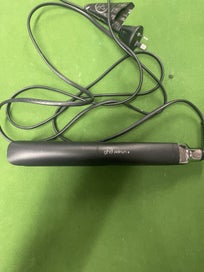 Listing 1 of 2 for GHD platinum + hair straighteners