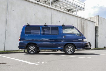 Mitsubishi L300 2013 photo 4