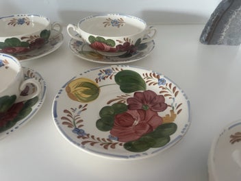 Listing 6 of 8 for 4 x Belle Fiore Soup bowls and saucers