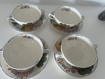 Listing 8 of 8 for 4 x Belle Fiore Soup bowls and saucers