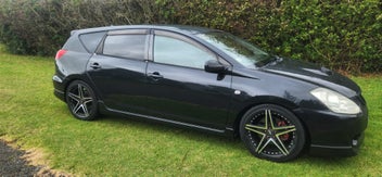 Toyota Caldina 2004 photo 2