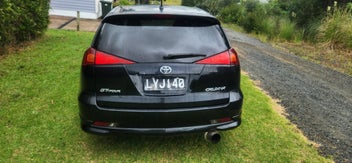 Toyota Caldina 2004 photo 5