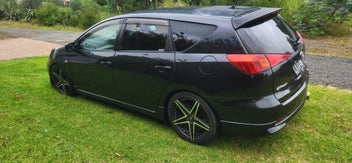 Toyota Caldina 2004 photo 4
