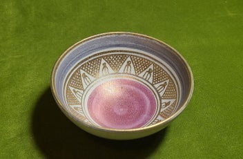 Listing 5 of 5 for Diana Gyngell Taylor pottery Bowl, Australia, signed