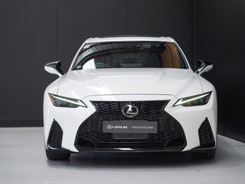 Lexus Is 500 2023 photo 4