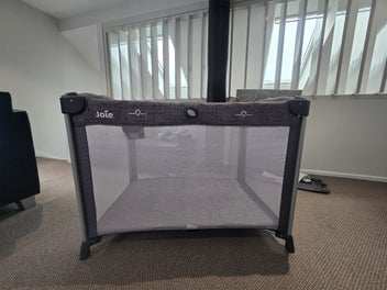 Listing 2 of 9 for Joie Commuter Travel Cot