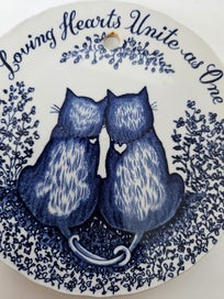 Listing 3 of 5 for Staffordshire Cat Plate similar to blue & white Burleigh