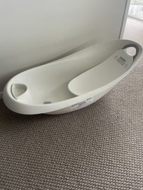 Listing 4 of 4 for Baby bath tub