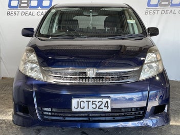 Toyota Isis 2006 photo 3