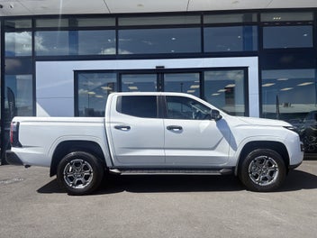 Nissan Navara 2026 photo 4