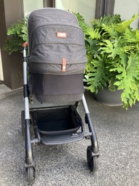 Listing 2 of 20 for Silver Cross Wave - Tandem Stroller Pram