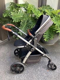 Listing 6 of 20 for Silver Cross Wave - Tandem Stroller Pram