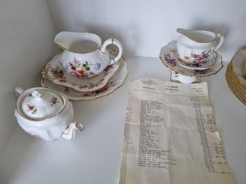 Listing 4 of 7 for HUGE DERBY POSIES CHINA SET
