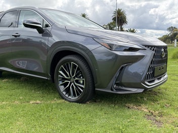 Lexus Nx 450H+ 2026 photo 3