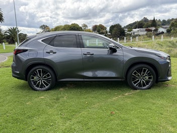 Lexus Nx 450H+ 2026 photo 4