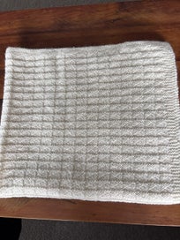 Listing 2 of 4 for Wool baby blanket 800 x 900 (cream)