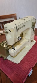 Listing 7 of 10 for Bernina sewing machine model 530-2 and accessories (feet for fancy stitching.