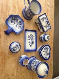 Listing 1 of 4 for Vintage Blue Flower Carlton Ware