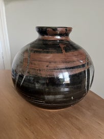 Listing 4 of 7 for Very large studio pottery pot with kowhai or flower markings