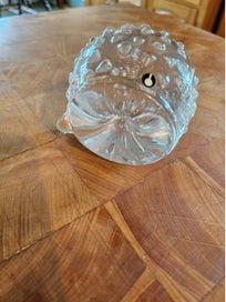 Listing 3 of 4 for VINTAGE PUKEBURG SWEDEN GLASS HEDGEHOG PAPERWEIGHT.