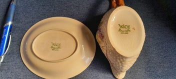 Listing 3 of 5 for Wade Bramble Gravy Boat
