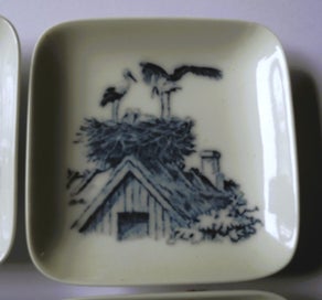 Listing 4 of 6 for #* 4 x Small "Royal Copenhagen, Denmark" Display Dishes *#