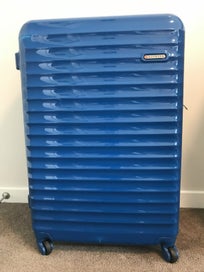 Listing 6 of 9 for Travel luggage