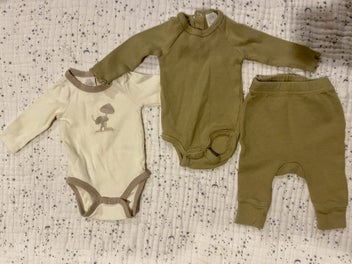 Listing 12 of 20 for x28 quality brand baby girl items